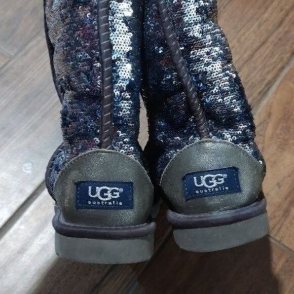UGG Australia 6 blue sparkle sequin booties winter Sherpa lined - Picture 4 of 6